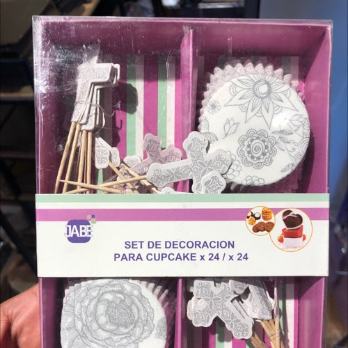 SET D/DECORACIÓN RELIGIOSO P/CUPCAKE 24+24PZA JABE